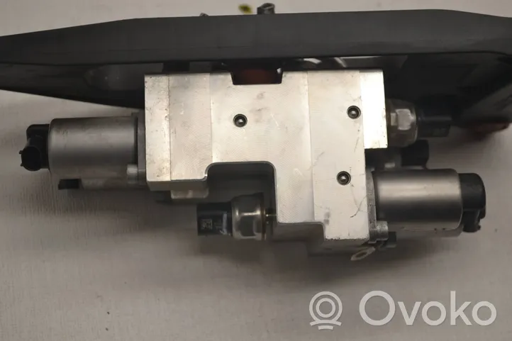 BMW X5 E70 Pompa hydrauliczna dachu składanego 6794578