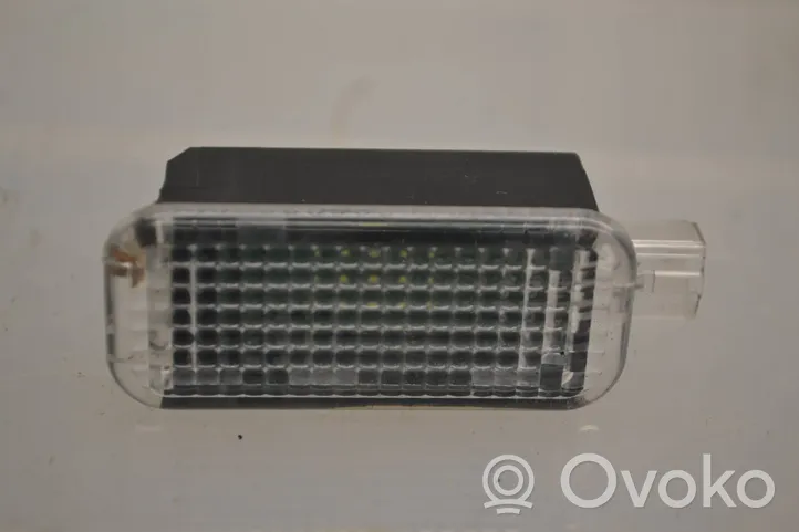 Audi A6 S6 C7 4G Luce interna per portiera anteriore 4E0947415