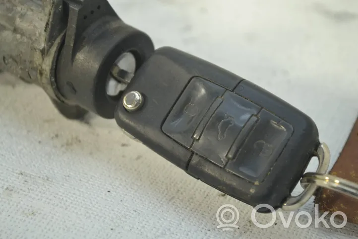 Audi A4 S4 B5 8D Ignition lock 4B0905851C