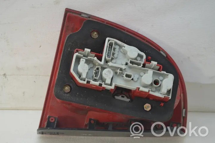 Volkswagen PASSAT B6 Lampa tylna 3B5945096AE