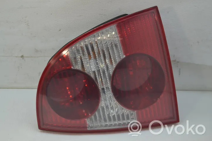 Volkswagen PASSAT B6 Lampa tylna 3B5945096AE