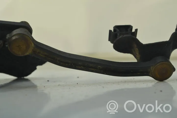 Audi A6 S6 C5 4B Rear air suspension level height sensor 4B0907503