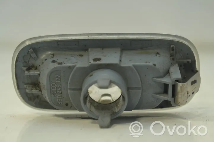 Audi A4 S4 B7 8E 8H Seitenblinker 8E0949127