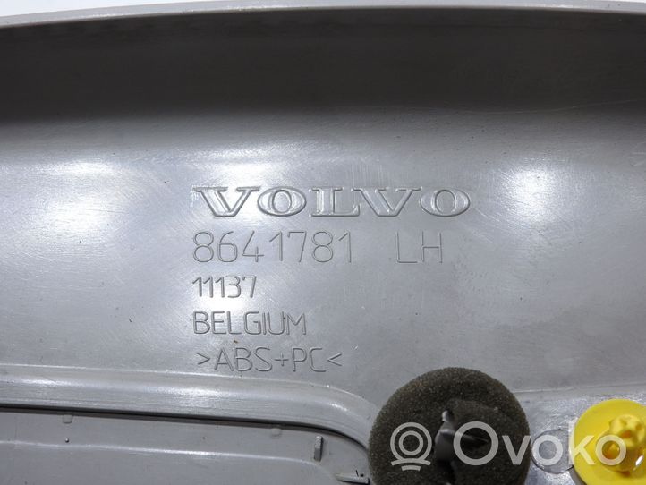 Volvo V50 Muu kynnyksen/pilarin verhoiluelementti 8641781