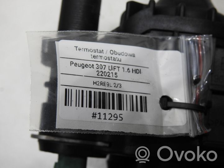 Peugeot 307 Boîtier de thermostat 9647767180