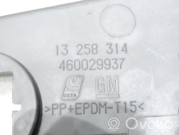 Opel Meriva B Element deski rozdzielczej / dół 13258314
