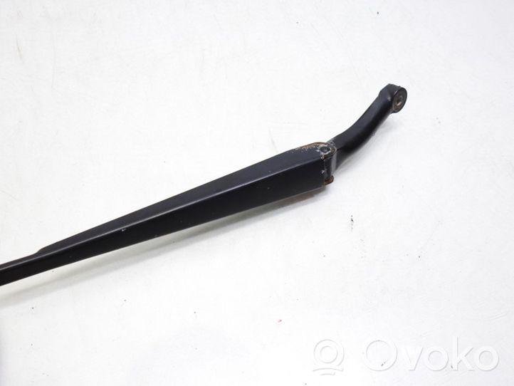 Volvo S60 Front wiper blade arm 