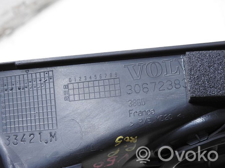 Volvo V50 Garniture panneau inférieur de tableau de bord 30672383