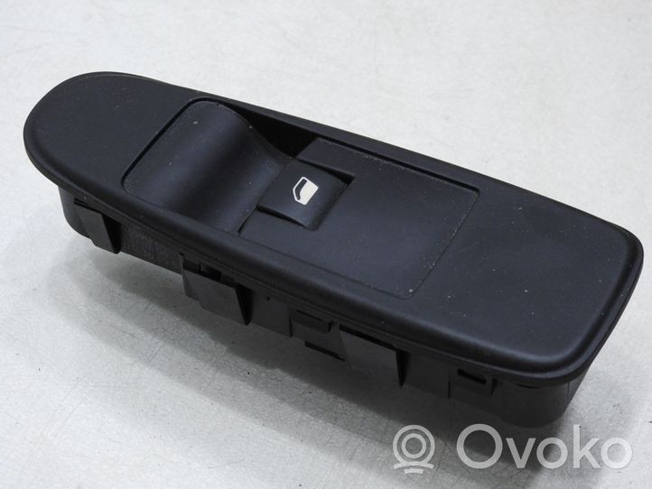 Citroen C4 Grand Picasso Fog light switch 