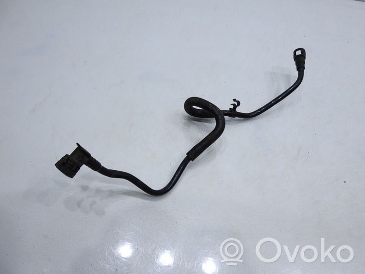 Opel Astra H Tuyau d'alimentation conduite de carburant 