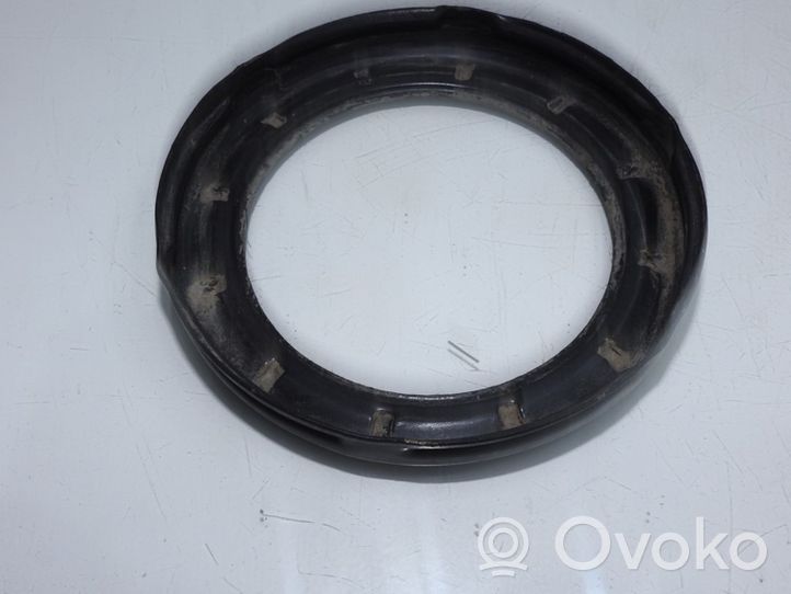 Land Rover Freelander Bague de verrouillage pour réservoir de carburant 