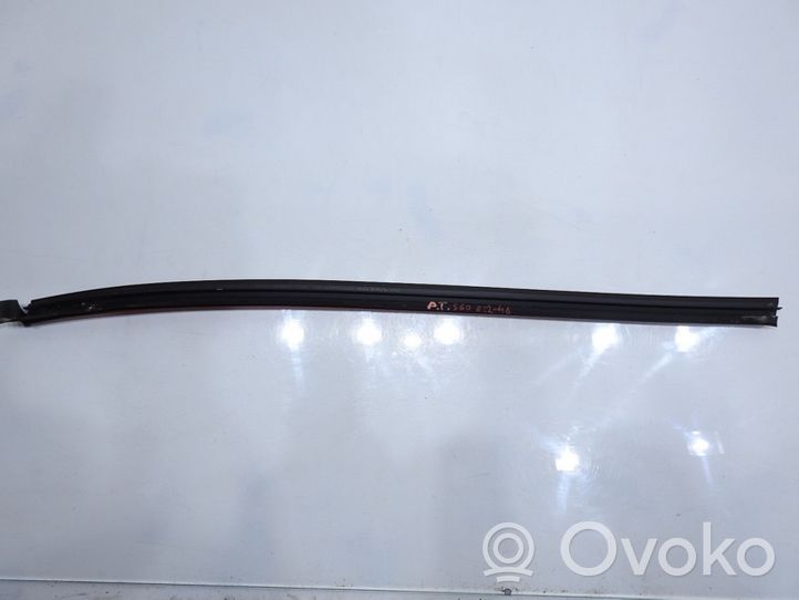 Volvo S60 Rail de pare-brise de porte avant 