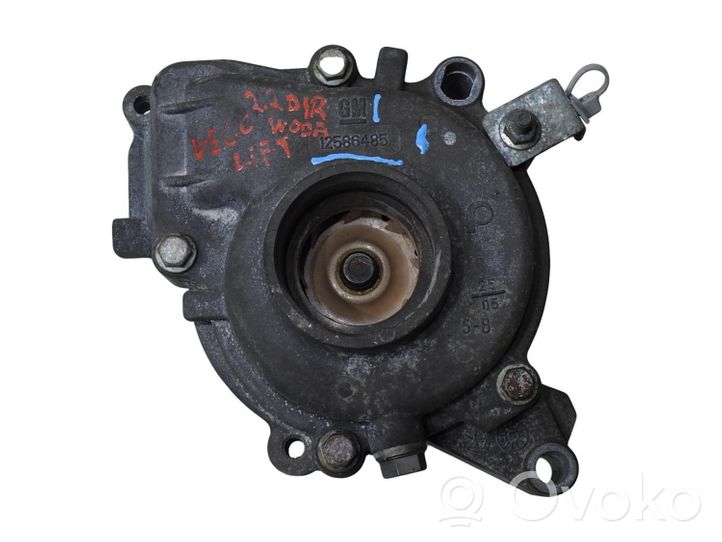 Opel Vectra C Water pump 12586485