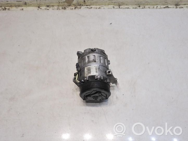 Renault Latitude (L70) Compresor (bomba) del aire acondicionado (A/C)) 8200848916