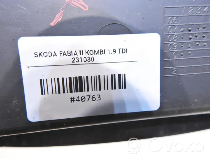 Skoda Fabia Mk2 (5J) Rivestimento di protezione sottoporta del bagagliaio/baule 5J6863459