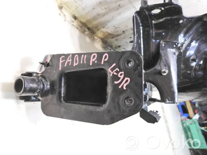 Skoda Fabia Mk2 (5J) Ćwiartka przednia 