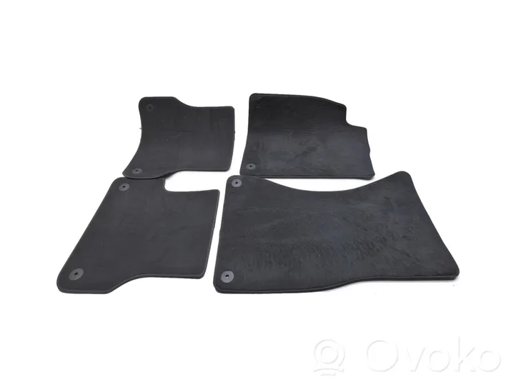 Audi A4 S4 B7 8E 8H Kit tapis de sol auto 