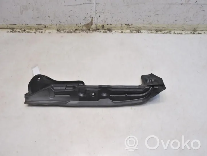 Audi A4 S4 B7 8E 8H Supporto/guarnizione in poliuretano espanso del parafango 8E0821112A