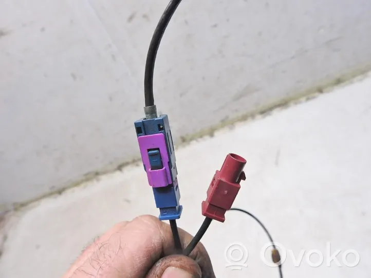 Audi A8 S8 D3 4E Antena radiowa 