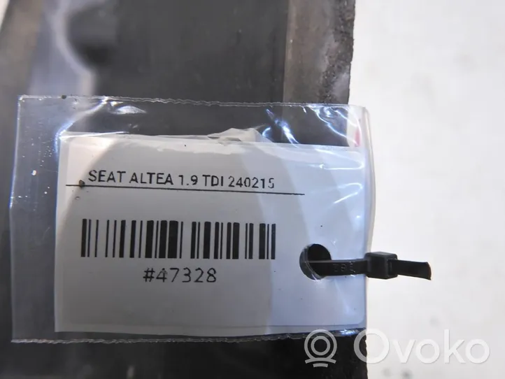 Seat Altea Putoplastas sparno 5P0853970