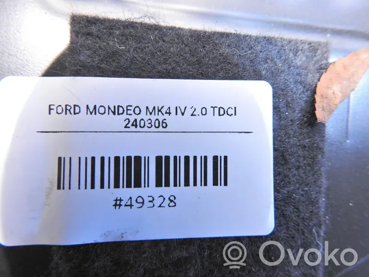 Ford Mondeo MK IV Kanapa tylna / Fotel drugiego rzędu 