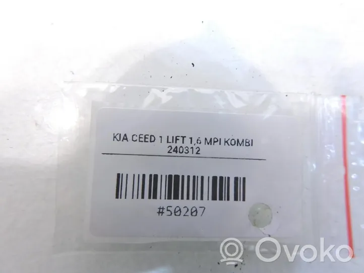 KIA Ceed Kit de charnières de porte arrière A046057