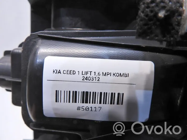 KIA Ceed Staffa di montaggio copertura ripiano portaoggetti 85921-1H610