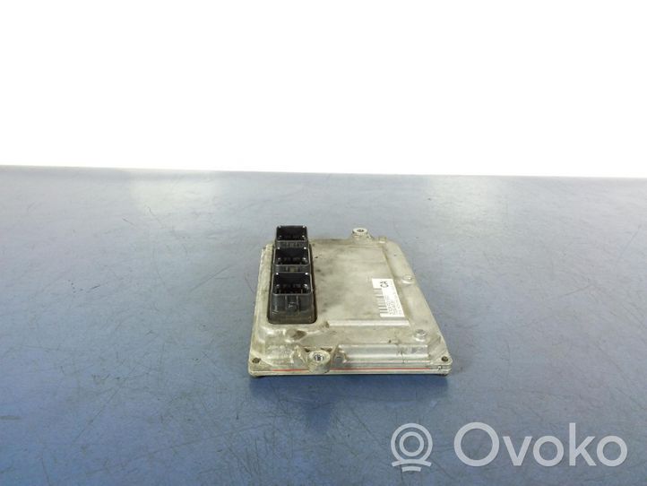 Honda CR-V Unité de commande, module ECU de moteur 37820-RZV-E02