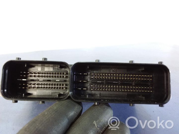 Volkswagen Golf Sportsvan Komputer / Sterownik ECU silnika 05E907309D