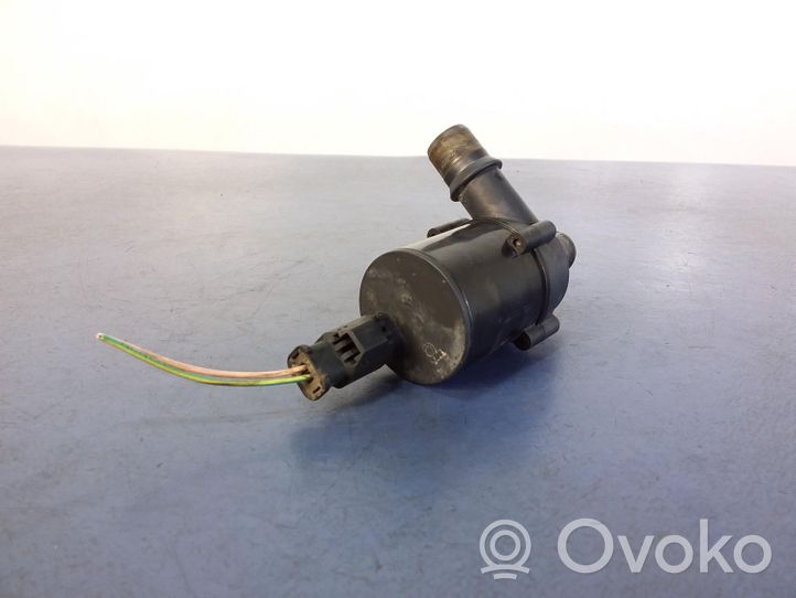 Peugeot 508 RXH Pompe de circulation d'eau 9676438380