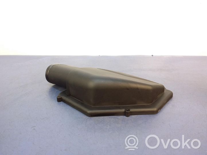 BMW 5 G30 G31 Scatola del filtro dell’aria 72335767