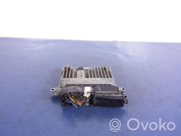 Mercedes-Benz E W212 Komputer / Sterownik ECU silnika A6461505372