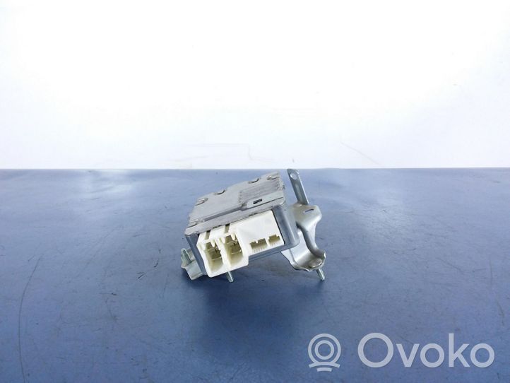 Toyota Yaris Pysäköintitutkan (PCD) ohjainlaite/moduuli 225000-0540