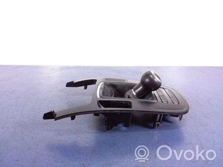 Audi Q5 SQ5 Altro elemento di rivestimento sottoporta/montante 8K0864261