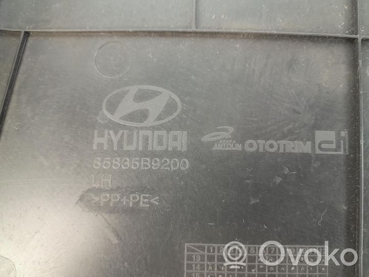 Hyundai i10 Autres éléments de garniture marchepied 85830B9000