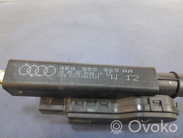 Audi A8 S8 D3 4E Ugello a spruzzo lavavetri per parabrezza 4E0955965AA