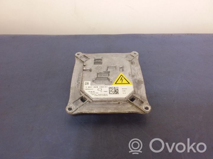 Renault Megane III Module convertisseur de tension 130732915301