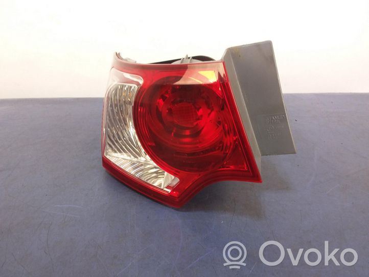 Honda Accord Lampa tylna P7196L