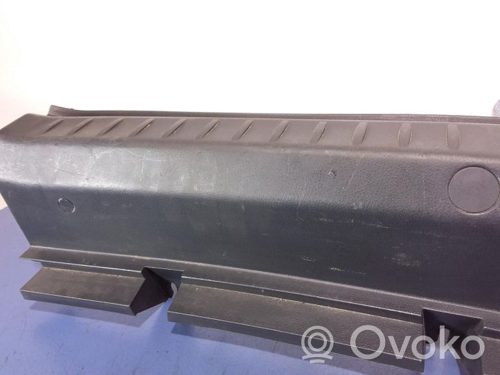 Seat Ibiza IV (6J,6P) Other sill/pillar trim element 