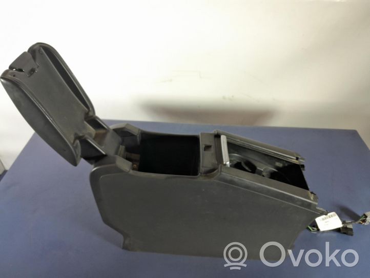 Volvo XC60 Armrest 