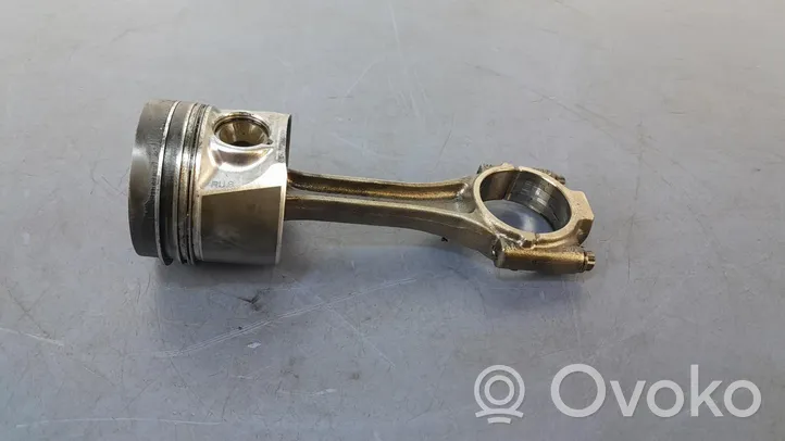 Seat Ibiza IV (6J,6P) Piston 01