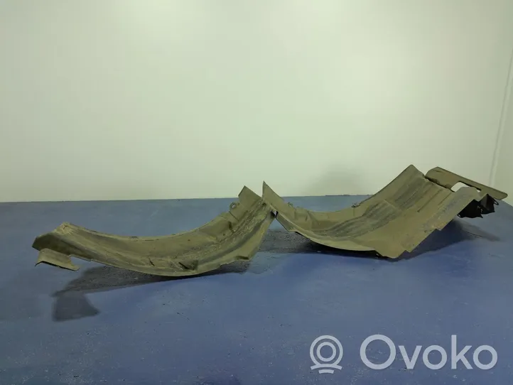 Toyota Corolla E160 E170 Rivestimento paraspruzzi passaruota anteriore 01