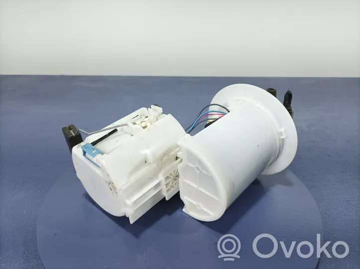 Toyota Corolla E160 E170 Kraftstoffpumpe im Tank 01