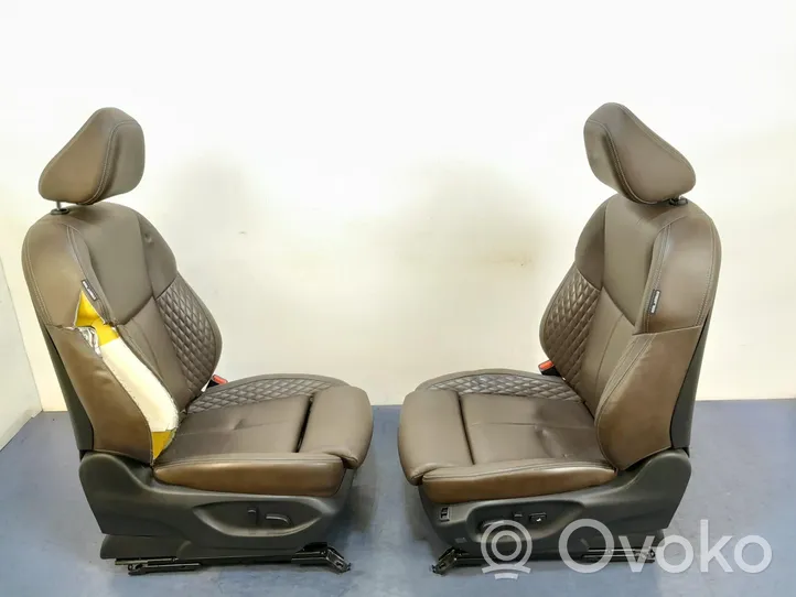 Infiniti Q50 Set sedili 