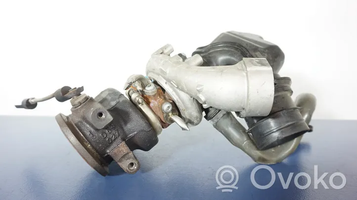 Volkswagen Golf VII Einzelteil Vakuum Unterdruck Turbolader 04E145721P