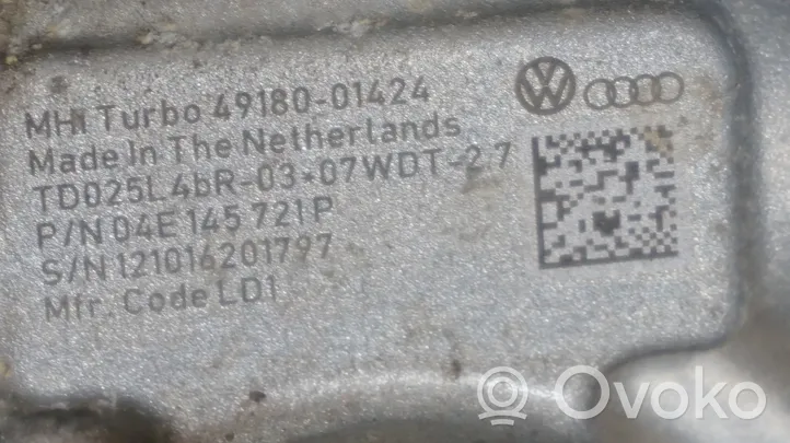 Volkswagen Golf VII Einzelteil Vakuum Unterdruck Turbolader 04E145721P