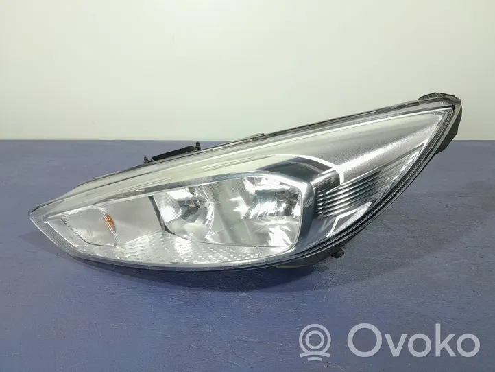 Ford Focus ST Lampa przednia F1EB-13W030-AEB