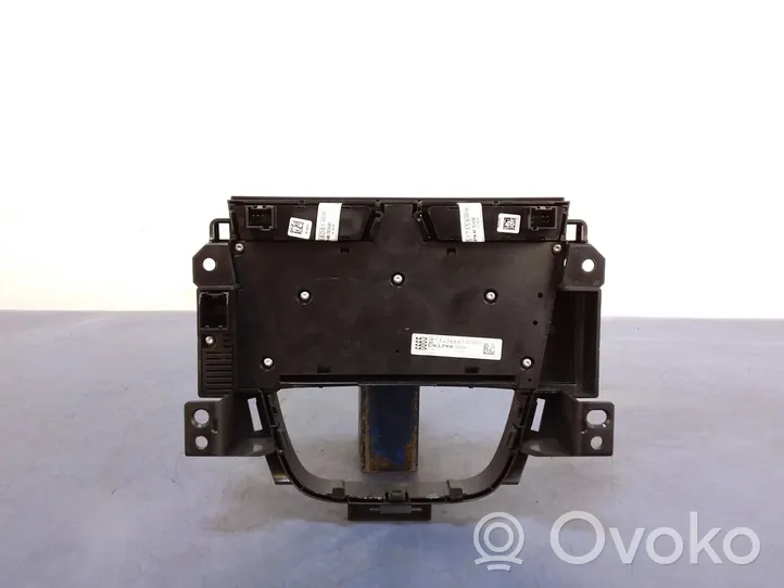 Opel Astra J Console centrale, commande de multimédia l'unité principale 13406665