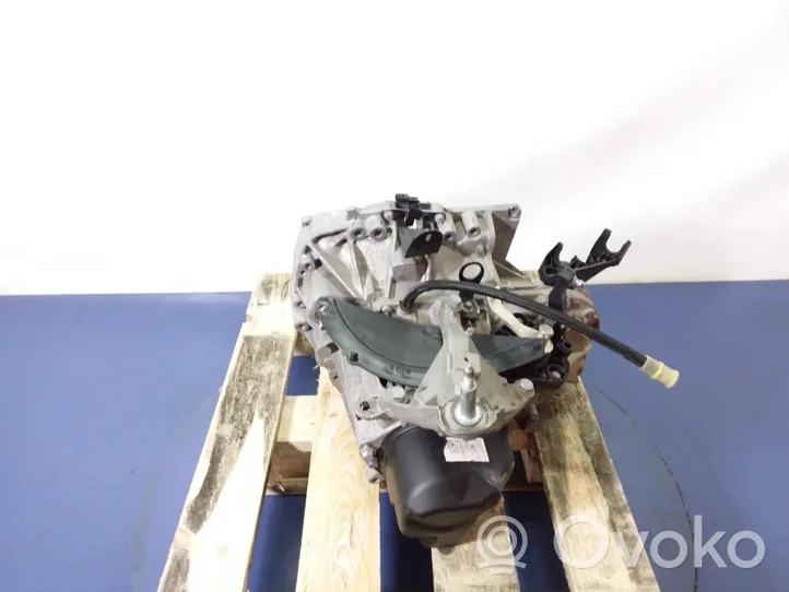 Renault Clio I Manual 6 speed gearbox JH3343