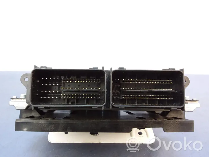 Volvo V60 Komputer / Sterownik ECU silnika 31452623